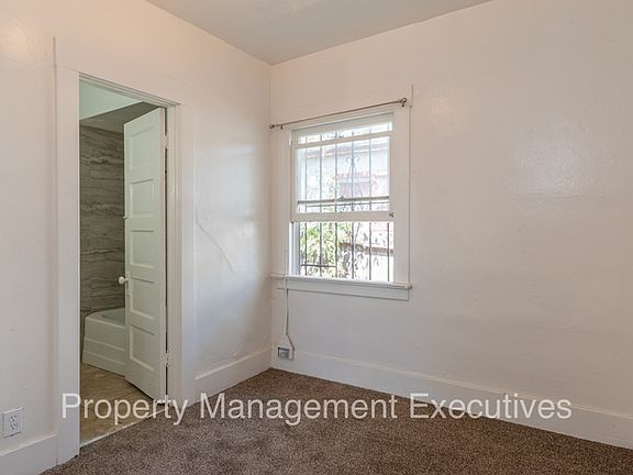 5th image of 3613 45th St