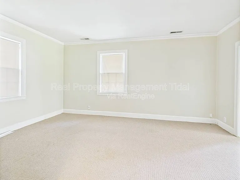 217 Palen Ave — Photo 23