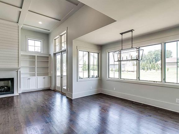 4th image of 3 Willow Oaks Ct