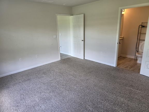 3rd image of 3106 Van Day Way