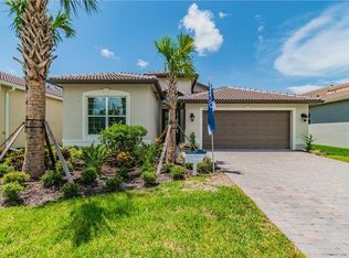 15547 Corona Del Mar Dr, Wimauma, FL 33598