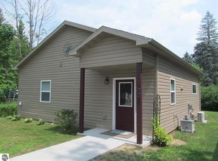 162 Leisure Rd, Cadillac, MI 49601