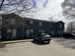 500 S Washington St APT D, Carbondale, IL 62901