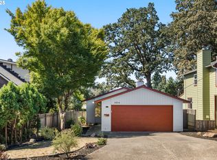 1034 Columbia Ave, Gladstone, OR 97027