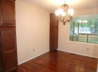 4130 Woodfield Rd, North Chesterfield, VA 23234