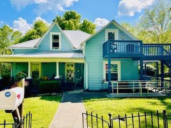34 SE Lancaster Cir, Lancaster, TN 38569