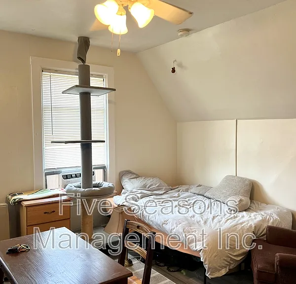 19 Grant St #6 — Photo 12