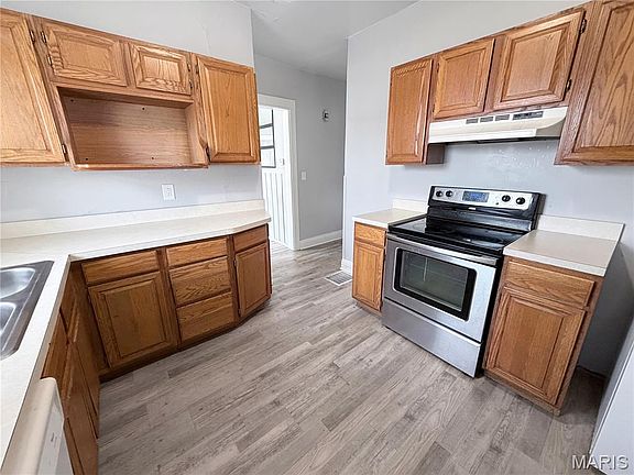 5th image of 1007 Fulton Ave