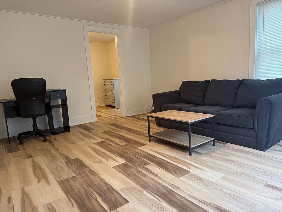 1st image of 40 Groton Ave APT 1WF