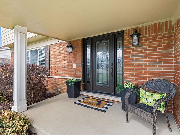 3rd image of 18840 Millar Rd