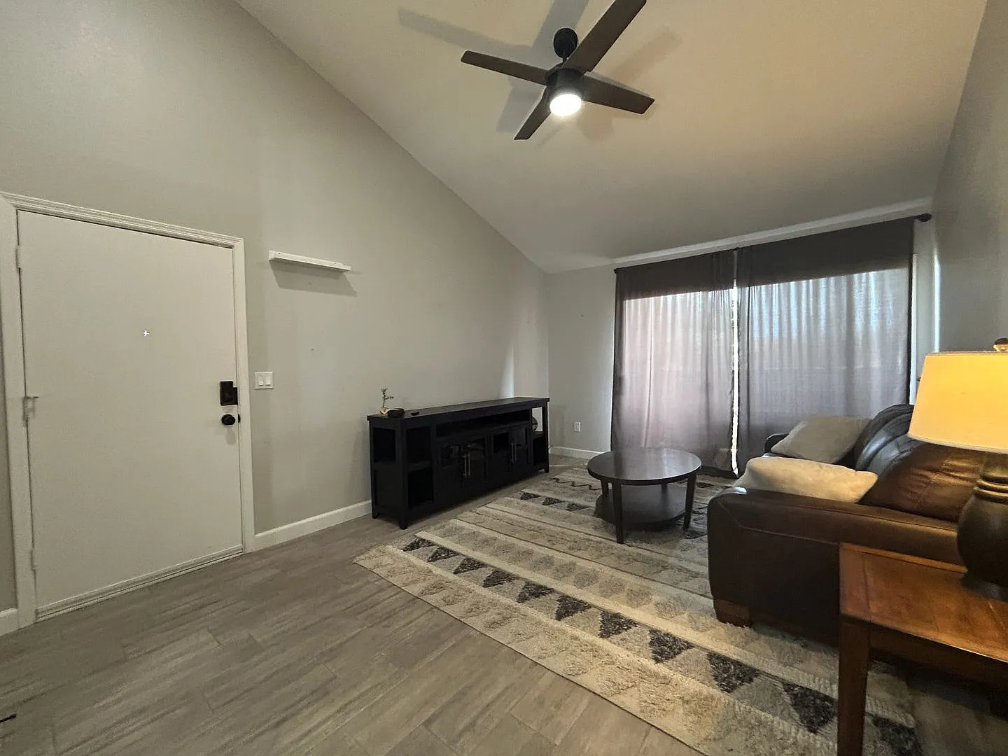 1 Bedroom, 1 Bath in Dobson Ranch — Photo 1