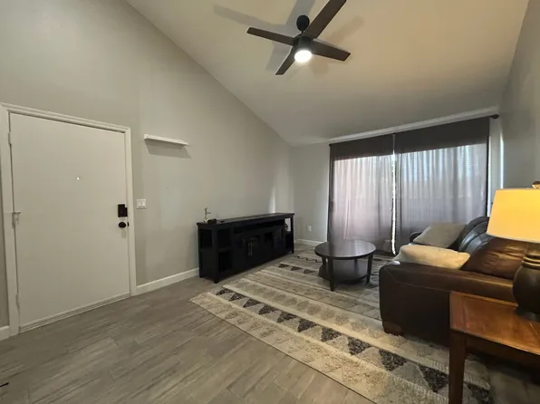 1942 S Emerson Unit 213, Mesa, AZ 85210