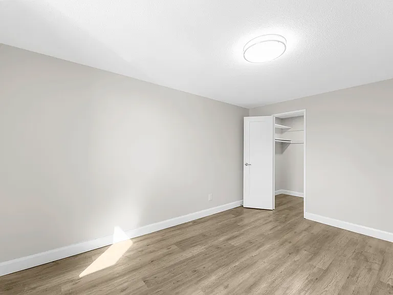 89 Riverview Dr — Photo 19