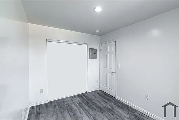 1757 W Century Blvd #B — Photo 7