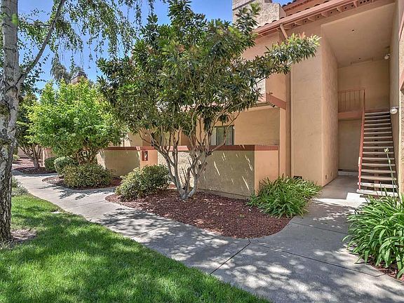 2nd image of 20648 Celeste Cir