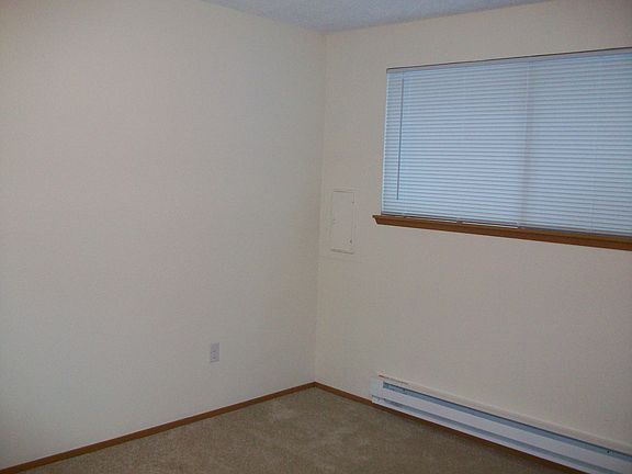 4th image of 21924 88th Ave E