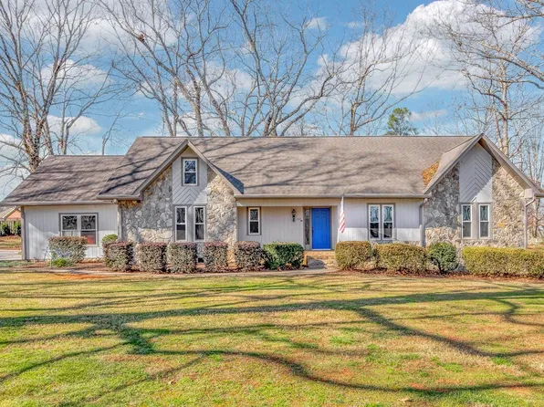 103 Oak Meadow Dr, Simpsonville, SC 29681