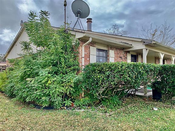 4th image of 14630 Merry Meadow Dr