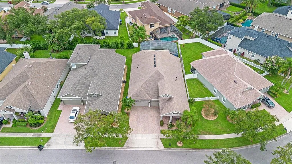 4 bed, 3.0 bath, 2813 sqft, $4,500 — Photo 3