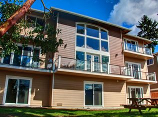 19706 Se 33rd St, Sammamish, WA