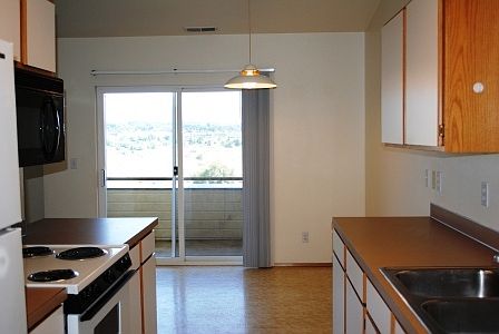 5th image of 216 Antles St APT 211