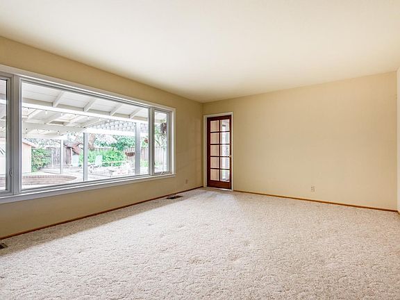 4th image of 12130 Country Squire Ln