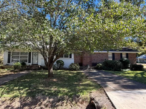 921 S Roberts St, Fulton, MS 38843