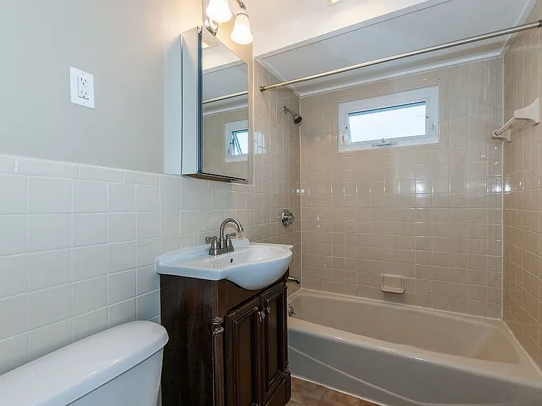 35 Barnes St #1 — Photo 7