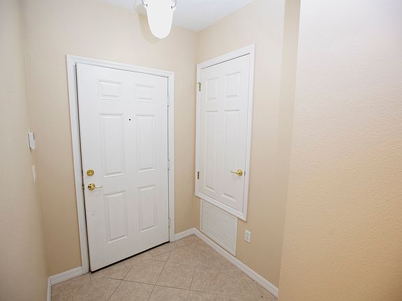 4th image of 9416 Myrtle Creek Ln APT 702