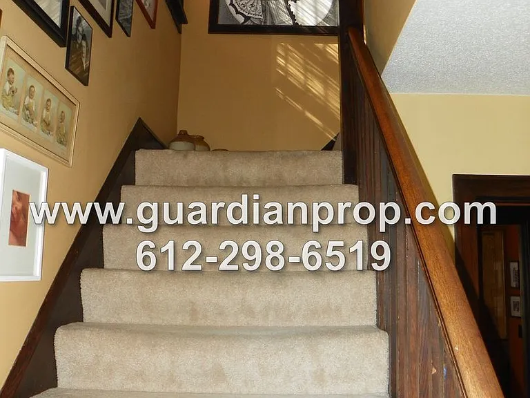 983 Edmund Ave — Photo 12