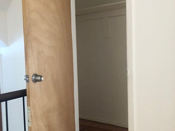 3rd image of 7911 157th Ave Floor 2