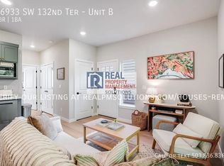 16933 SW 132nd Ter #B, Portland, OR 97224
