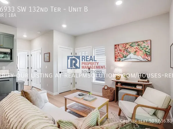 16933 SW 132nd Ter #B, Portland, OR 97224