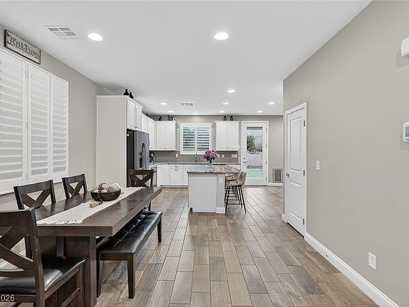 5th image of 8623 Reynolds Spring St