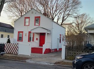 19 Carr St, Providence, RI 02905