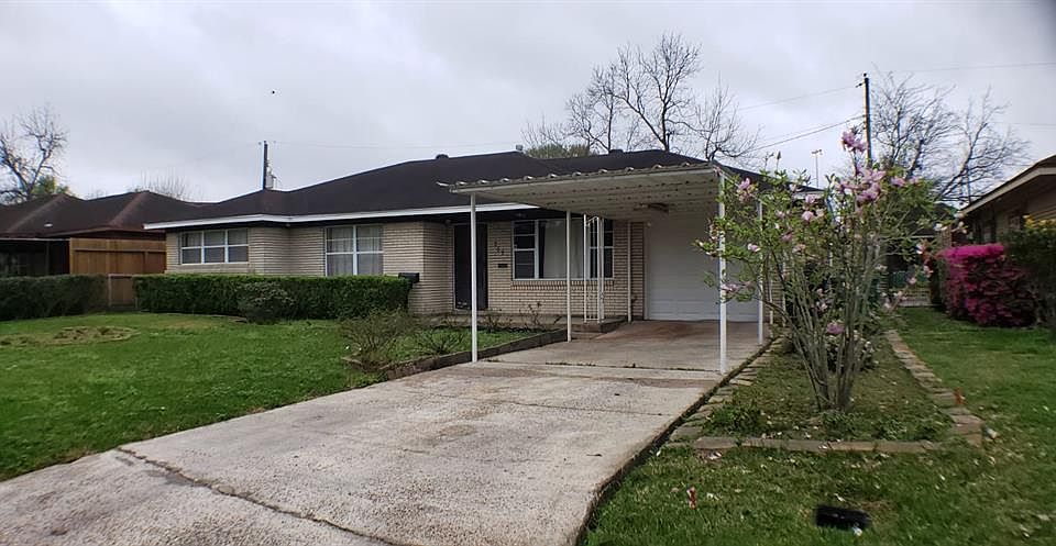 1st image of 269 W Spreading Oak Dr