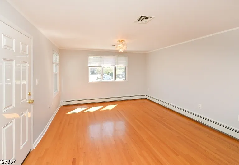 142 Grand Ave #2 — Photo 3