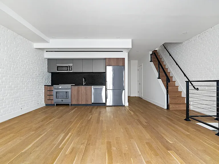 327 Canal St #2 — Photo 1