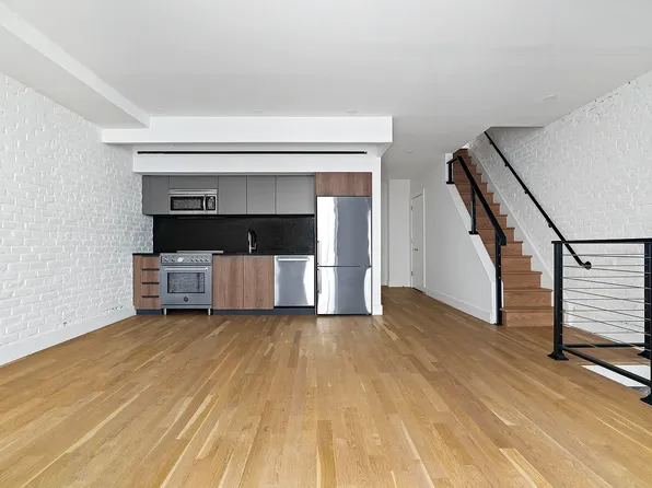 327 Canal St Floor 2, New York, NY 10013