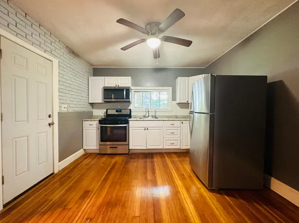 31 Woodhaven St Unit 1, Mattapan, MA 02126