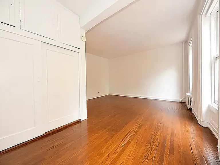 54 W 12th St #3F — Photo 4
