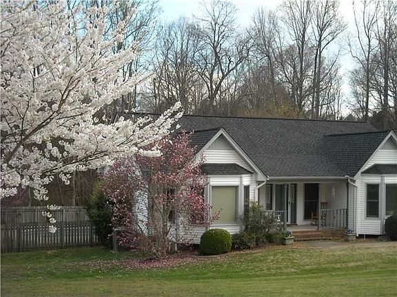 Springtime on Lee Rd.