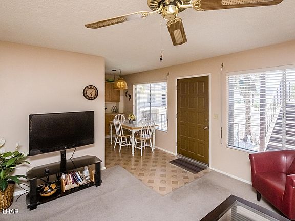 5th image of 571 Burkemo Ln APT 5