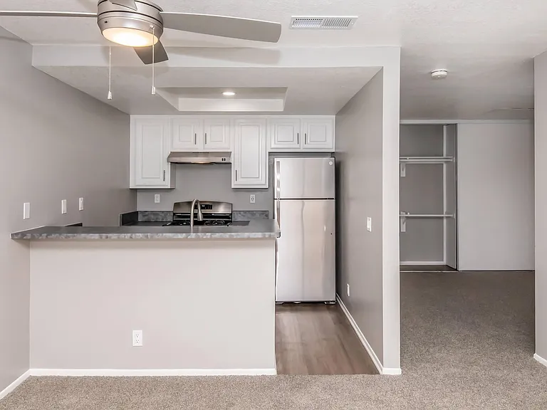 Palm Court Apartment Homes — Photo 23