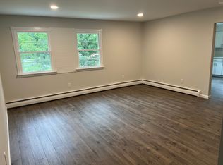 291 Orchard Rd #4, Highland, NY 12528