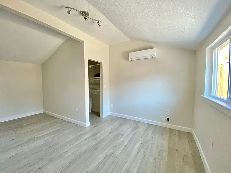 1407 Vale Ave — Photo 9