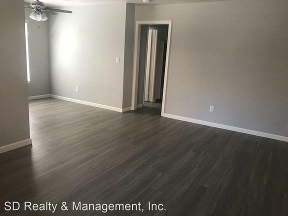 5th image of 4781 Seminole Dr APT 8