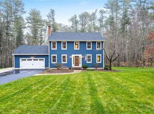 8 Moscow Brook Trl, Hope Valley, RI 02832