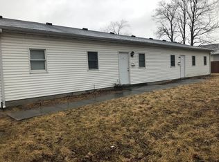 813 W Church St, Bowling Green, MO 63334