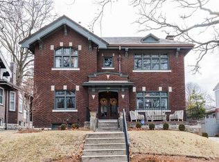 7142 Lindell Blvd, Saint Louis, MO